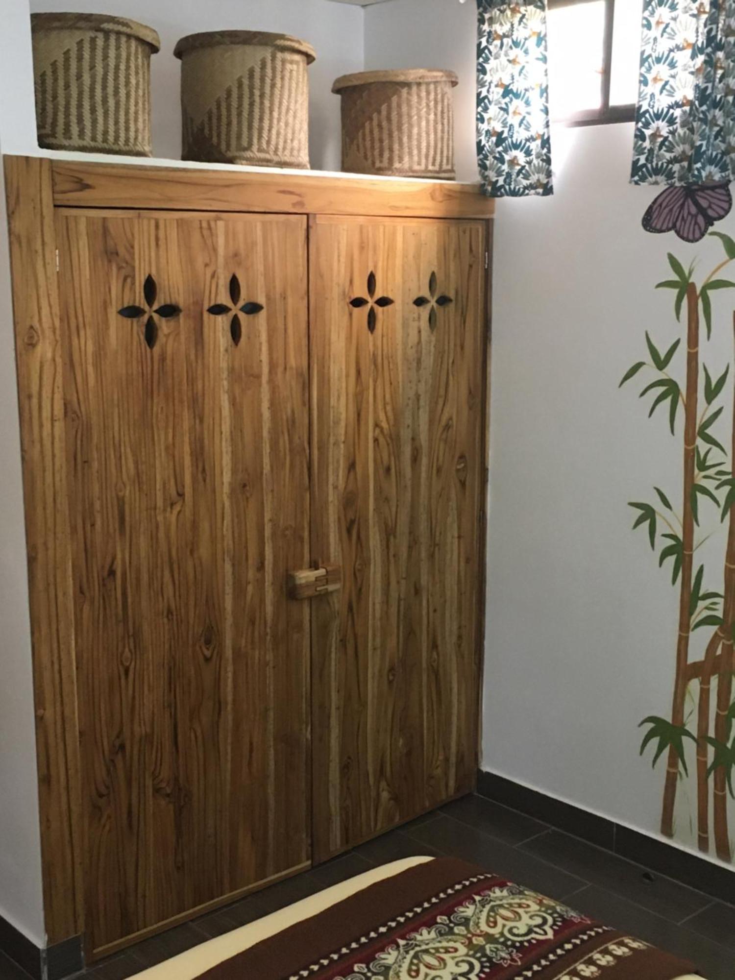 מלון Puerto López Casita Madame מראה חיצוני תמונה