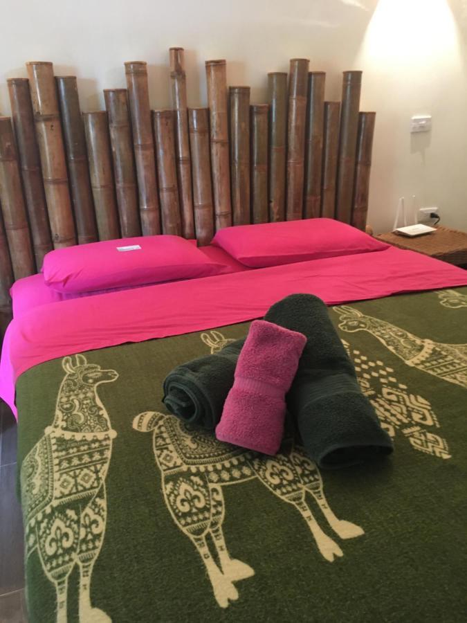 מלון Puerto López Casita Madame מראה חיצוני תמונה